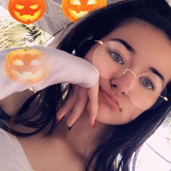 mystique_marie